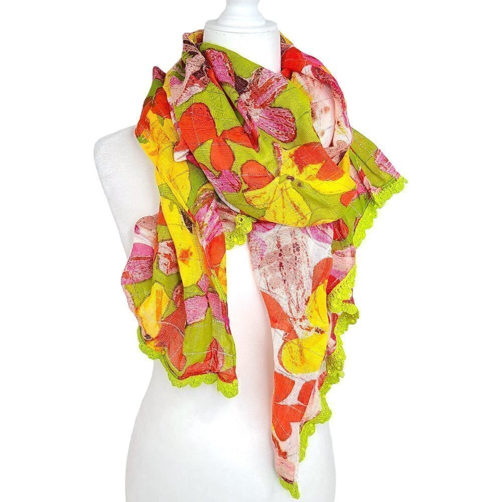Vintage Women's Yellow & Kelly Green Floral Crochet Hem Sequin Scarf Wrap